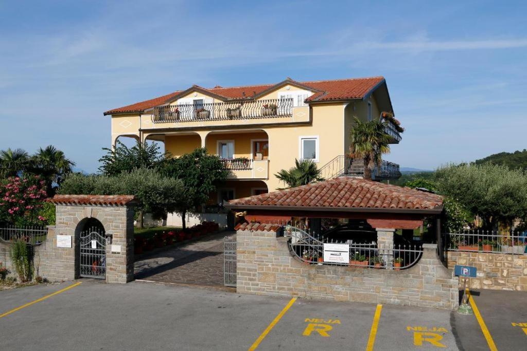 Apartmaji Jelena Piran Exterior foto